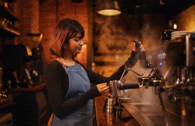 އަލަށް ފަށާ ހަތަރު ވިޔަފާރިއަކަަށް ބީއެމްއެލް އިން ހިލޭ ދެ މިލިއަން ރުފިޔާ ދެނީ