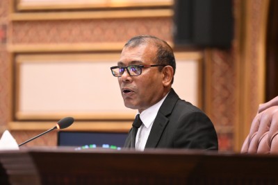 މަޖިލީހަށް ބިލް ބަލައިގަންނައިރު މާނަވީ ބިލް ބަލައިގަތުމަށް ނަޝީދު އެދިވަޑައިގެންފި