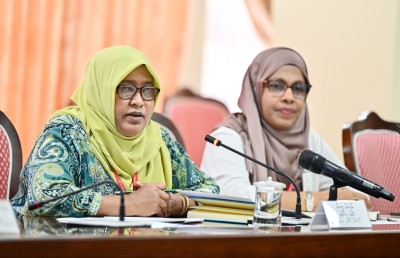 އާސަންދަ ކޭސް ޕްރޮސެސިން ޑިޕާޓްމެންޓު އުވާލާތީ މުވައްޒަފުންގެ ކަންބޮޑުވުންތައް ހުށަޅައިފި