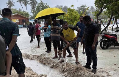 ވިއްސާރައިގައި މާފުއްޓަށް ބޯކޮށް ވާރޭ ވެހި، ފެންބޮޑުވެއްޖެ