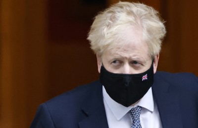 މާސްކް އެޅުން ނިމުމަކަށް ގެނެސް ޔޫކޭގައި ކޮވިޑްގެ ފިޔަވަޅުތަކަށް ބޮޑު ލުޔެއް