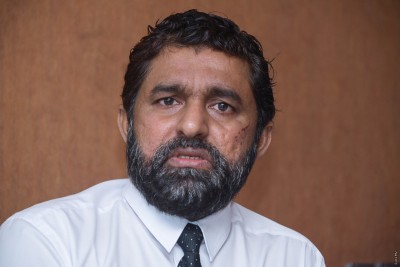 ޕީއެންއެފްގެ ސެނެޓް މެންބަރު އާސިފް ފުލުހަށް ހާޒިރުކުރަނީ
