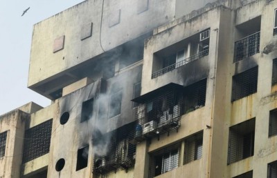 މުމްބާއީގެ އިމާރާތުގައި ރޯވި މައްސަލަ ތަހުގީގު ކުރަނީ