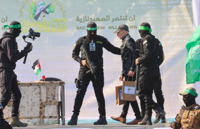 މިފަހަރު އިޒްރޭލުގެ ތިން ރަހީނުންގެ ބަދަލުގައި ފަލަސްތީނުގެ 180 އަށްވުރެ ގިނަ މީހުން މިނިވަންކޮށްފި