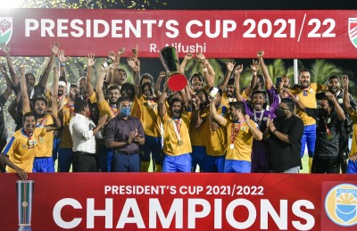 މާޒިޔާ ބަލިކޮށް ޕްރެޒިޑެންޓްސް ކަޕްގެ ޗެމްޕިއަންކަން ވެލެންސިއާ ހޯދައިފި