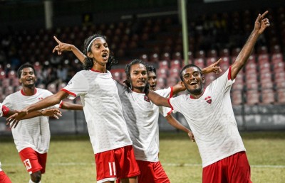 ޔޫތު މުބާރާތުގައި ޓީސީން ވެލެންސިއާ ބަލިކޮށްފި