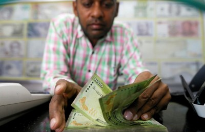 ލަންކާގެ ޓޫރިސްޓު ހިދުމަތަށް އަގު ދެއްކޭނީ ބޭރުފައިސާ އިން