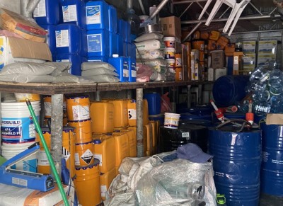 މާލޭގައި ކެމިކަލް ރައްކާ ކުރާ ކަމަށް ތުހުމަތު ކުރުމުން ސިފައިން އެކަން ބަލަނީ