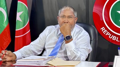 މެންބަރުން ޕާޓީން ކެނޑެނީ މަގާމު ދިފާއުކުރަން: ގާސިމް