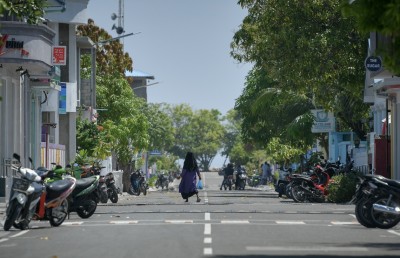 އަލަތު ފިރިހެން ދަރިފުޅާ އެކު އުމުރަށް ވަކިވީ!