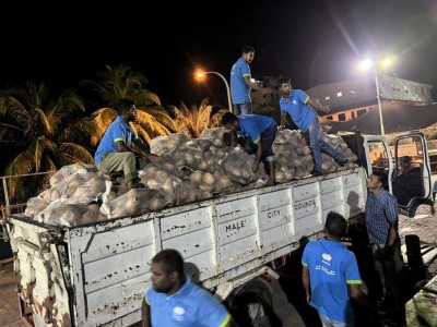 އުއްޗުގެ ފަރާތުން މާލޭގެ ރައްޔިތުންނަށް 25،000 ކާށި