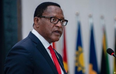 ކޮރަޕްޝަނުގެ ތުހުމަތުގައި މަލާވީގެ ހަތް ވަޒީރަކު ބޭރުކޮށްފި