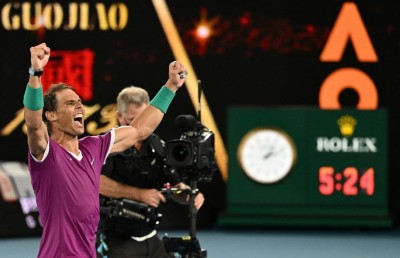 އޮސްޓްރޭލިއަން އޯޕަން: މެޑްވެޑޭވް ބަލިކޮށް ނަޑާލް 21 ވަނަ ގްރޭންޑް ސްލޭމް ކާމިޔާބު ކޮށްފި