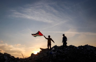 "ނަތަންޔާހޫ އުޅެނީ ހިޔާލީ ދުނިޔެއެއްގައި، ފެންނަނީ އަވާމެންދުރެއް"