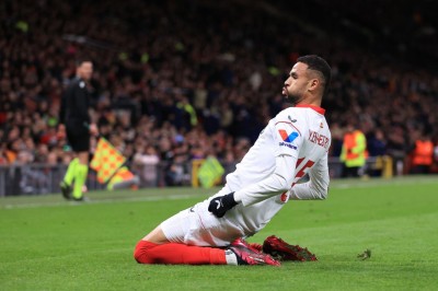 ޔުނައިޓެޑު ދަނޑުގައި ފަހުވަގުތު ސެވިއްޔާއިން އެ ޓީމު މޮޅުވިޔަ ނުދީ ހިފަހައްޓައިފި