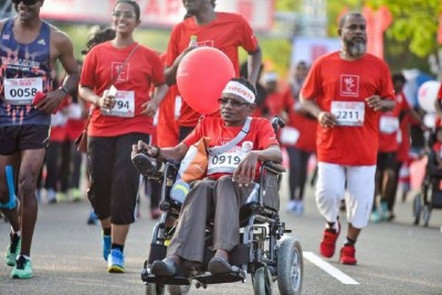 ވީލްޗެއާގައި މަގު ހުރަސްކުރަނިކޮށް ކާރަކުން ޖެހި ނަަޖީބަށް އަނިޔާތަކެއް