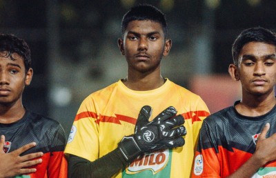 ބައްޕަގެ ކީޕަރު އަންގި އަތަށް ހެޔޮވަރުކޮށް އަޝްހަމް ދެނީ އުއްމީދު