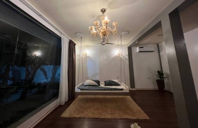 މިއީ ލަގްޒަރީ ހޯމްސްޓޭގެ ނަމޫނާއެއް: ރެއަކަށް 1200 ޑޮލަރަށް ވިއްކާ ގެއެއް!