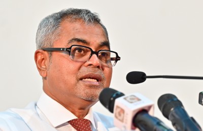 ޓޫރިޒަމް އެންޑް އެންވަޔަރްމެންޓް މިނިސްޓަރު ތޯރިގަށް ރުހުން ދީފި