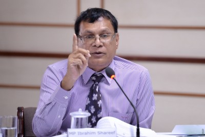 ކެންޑިޑޭޓަކު ނުނެރެވިއްޖެ ނަމަ ޕީޕީއެމް އޮޔާ ދާނެ: ޝަރީފް