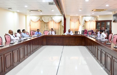 އައްޑު އާއި އެހެން ރަށްރަށުގެ ކަރަންޓުގެ މައްސަލާގައި ފެނަކައިގެ އިސްވެރިން ކޮމިޓީ އަށް ހާޒިރުކުރަނީ