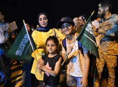 ސޫދާންގެ ދާޚިލީ ހަނގުރާމައިގެ ތެރޭ ތިބި 300 އަށްވުރެ ގިނަ މީހުން ސައުދީން ސަލާމަތްކޮށްފި