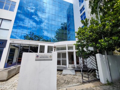 ޓްރައިބިއުނަލްގެ މެންބަރުން ވިހެއުމުން، ހަ މަސް ދުވަސް ޗުއްޓީ ދެނީ ޝަމްއާގެ މައްސަލައާ ހެދިއެއްނޫން