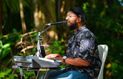 "މިހާރު ބަދިގެ" ފެޒޫއާ އެކު: މީރު ރަހަތަކާއި އުފާވެރި ވަގުތުކޮޅެއް