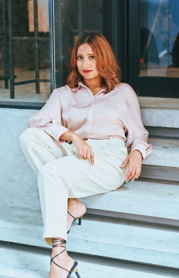 ޝައްމަގެ ޝަމްސުތަރި: އަނދިރި އެތައް ސަފުހާއެއްގެ ތެރެއިން