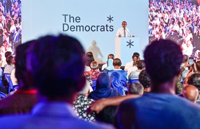 ސުޕްރީމް ކޯޓުގެ ބެންޗު ބަދަލުކުރުމަކީ ނުފޫޒުފޯރުވުމުގެ އަމަލެއް: ޑިމޮކްރެޓްސް