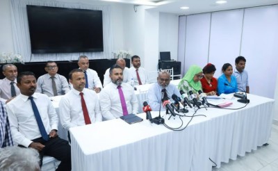 އޮއްޓަރެއް ނެތް، ޖަޒުބާތު: ދިވެހީން ވީ މޮޅު!