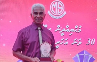 20 އަހަރުގެ ހިދުމަތަށް ފަހު ފާއިޒް ސަމަދު ތައުލީމީ ދާއިރާއާ ދުރަށް