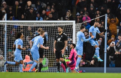 އެފްއޭ ކަޕް: ޗެލްސީ ސަލާމަތް ކުރީ ކެޕާ، ޓޮޓެންހަމް އަދި ސިޓީ ވެސް ފަސްވަނަ ބުރަށް