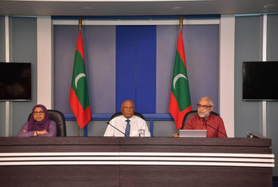 އެއް ހޮސްޕިޓަލަކަށް ޚިދުމަތް ދޭން އެއްބަސްވާ ސްޕެޝަލިސްޓުންނަށް ޚާއްސަ އިނާޔަތެއް ދެނީ