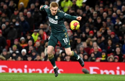 އެފްއޭ ކަޕްގައި ޕެނަލްޓީން ބަލިވެ، ޔުނައިޓެޑް ކަޓައިފި