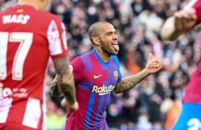 ފަހަތުން އަރައި އެތުލެޓިކޯ ބަލިކޮށް، ބާސެލޯނާ ހަތަރު ވަނަ އަށް ޖެހިލައިފި