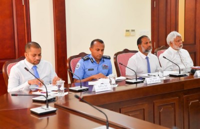 "އިންޑިއާ އައުޓް" ކެމްޕޭނަށް މިލިއަނުން ފަންޑުކޮށް ޑްރަގްގެ ބޮޑުން ހަރަކާތްތެރިވޭ: ސީޕީ