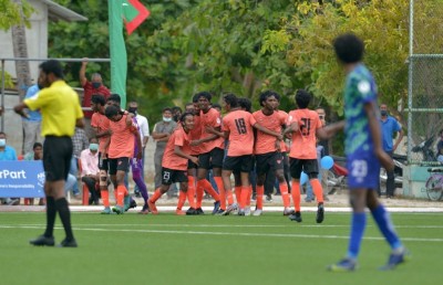 މެޗަކުން ބަލިނުވެ، ލަނޑެއް ވަނަނުދީ އީގަލްސް ޔޫތު ޗެމްޕިއަންޝިޕް ހޯދައިފި