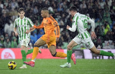 ލީގު ހޯދުމުގައި ރެއާލް މެޑްރިޑަށް ގޮންޖެހުމެއް