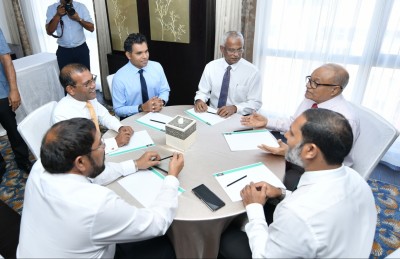 ނަޝީދުގެ އިސްލާހު: ތާއީދު ނެތް ރައީސަކު ވެރިކަންކުރުން!