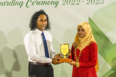 ކުރެންދޫގެ އެންމެ މޮޅު ދަރިވަރަކަށް ޝެލީން!