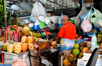 މާރުކޭޓުގައި އެންމެ ތަދު އެއްޗަކީ ކުރުނބާ