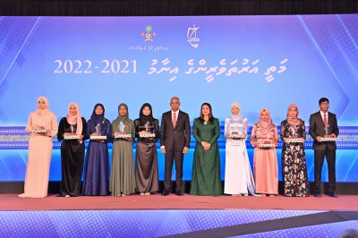 ތާރީޚީ ރިކޯޑެއް: މަތީ އަރުތަވެރީންގެ އިނާމު 847 ދަރިވަރަކަށް