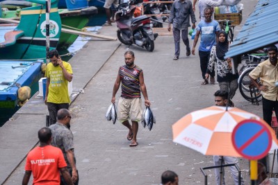 ރާއްޖޭގެ ނޮމިނަލް ޖީޑީޕީ ފުރަތަމަ ފަހަރަށް މިއަހަރު 100 ބިލިއަން ރުފިޔާ ހުރަސްކުރާނެ: އަމީރު