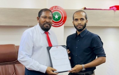 ކްރިިމިނަލް ކޯޓުގެ ކުރީގެ އިސް ގާޒީ ހައިލަމް ޖޭޕީއަށް ސޮއިކޮށްފި