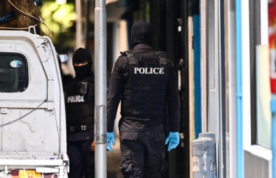 ގައުމީ ސަލާމަތާ ގުޅުން ހުރި އޮޕަރޭޝަން: ބައެއް ގެތައް ފާސްކޮށް، މީހުން ހައްޔަރުކުރަނީ!