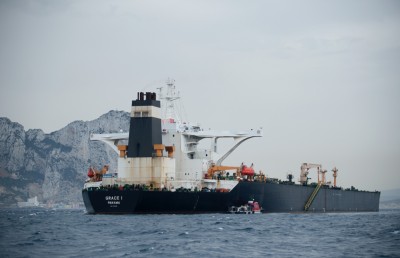 ބިރުދައްކާ ނަމަ މަޝްވަރާއެއް ނުކުރާނަން: އީރާން