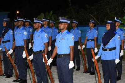 ތަރުހީބު ދަށްވެގެން ފުލުހުންގެ ކޮންސްޓަބަލް ވަޒީފާތައް އަނެއްކާ ވެސް ހުޅުވާލައިފި