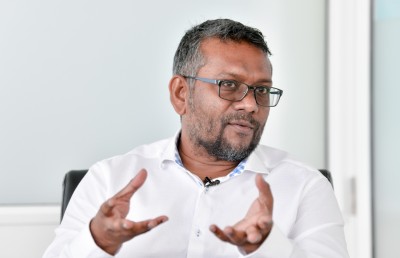 ފައްޔާޒަށް މިއީ ދެ ރައީސުންގެ ފައިޓެއް ނޫން