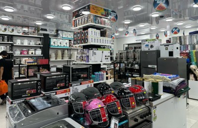 ބޮޑެތި ޑިސްކައުންޓުތަކާ އެކު "ލިއުމިއާ ހޯމް" ގައި އައިފޯނެއް ހޯދުމުގެ ފުރުސަތު